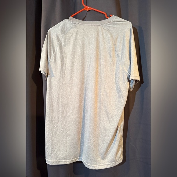 Men’s Tek Gear Wicking Tee Shirt Medium BNWT - Picture 2 of 6